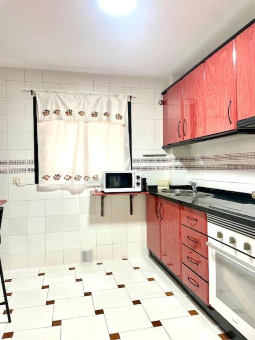 Beautiful & Sunny Apartment مالقة المظهر الخارجي الصورة